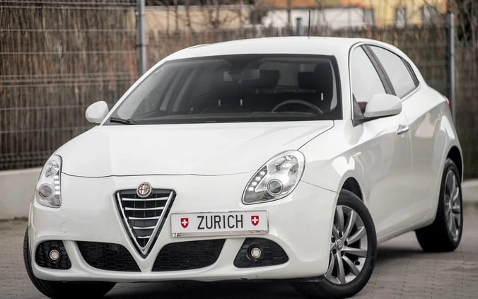 Alfa Romeo Giulietta cena 25600 przebieg: 208160, rok produkcji 2010 z Radom małe 631